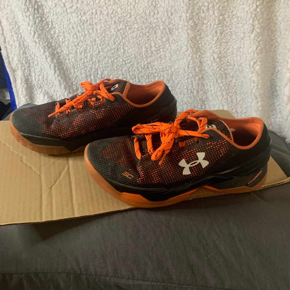 Under Armour Stephen Curry Shoes View 3